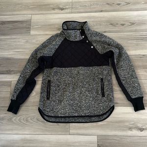 Great condition Abercrombie fleece